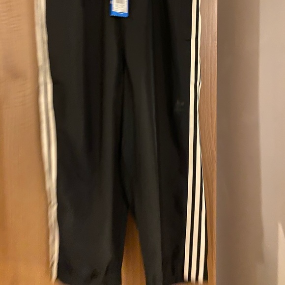 Adidas pants - Picture 1 of 2